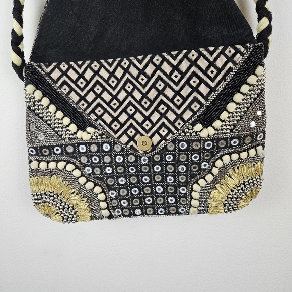 Big Buddha Womens Banjo Beading Crossbody Bag Multicolor Size 13x9x1 Boho - Picture 3 of 8